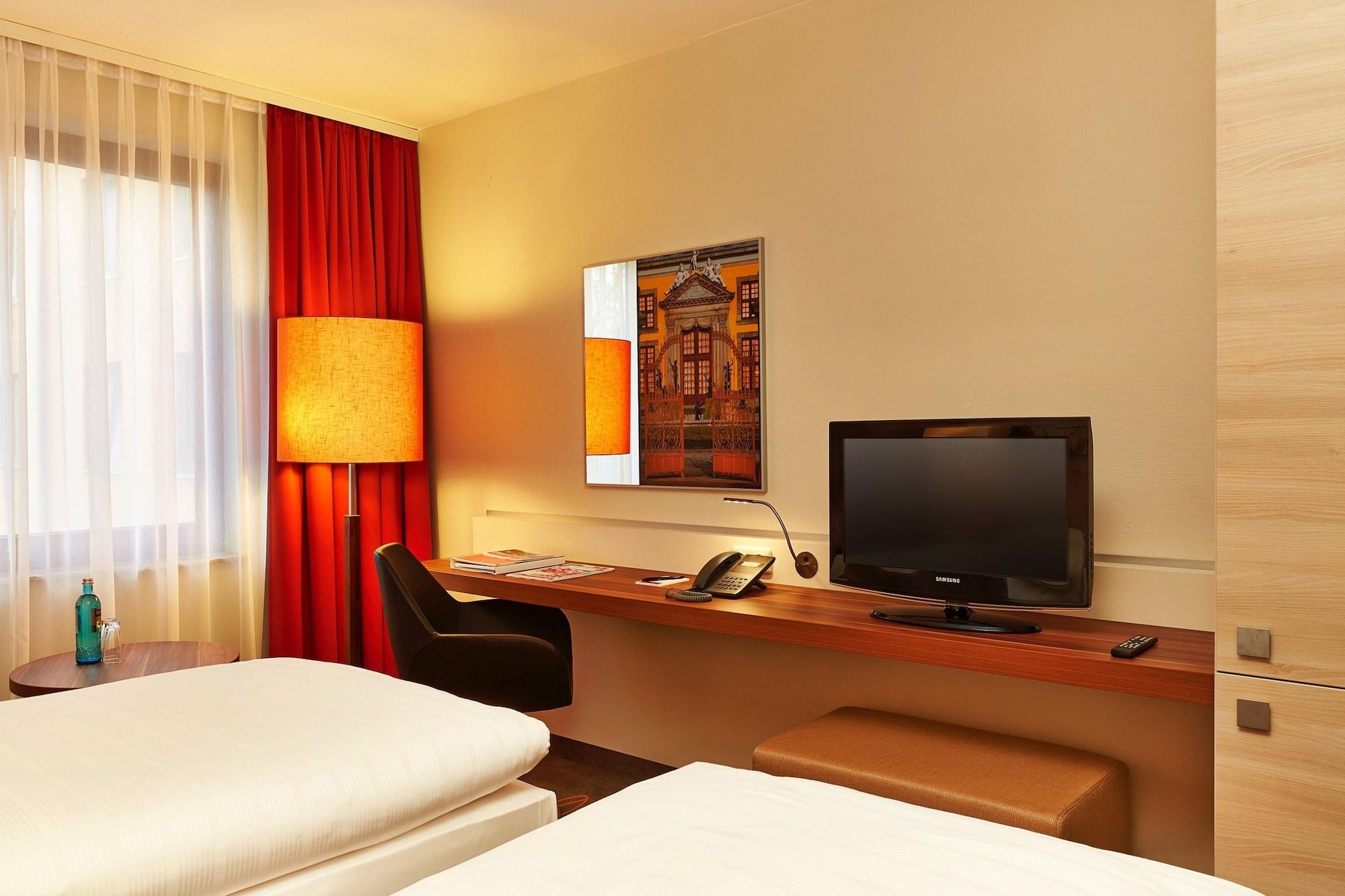 H+ Hotel Hannover Bagian luar foto