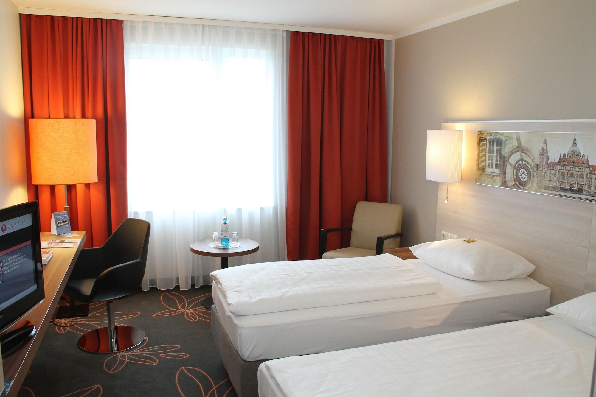 H+ Hotel Hannover Bagian luar foto