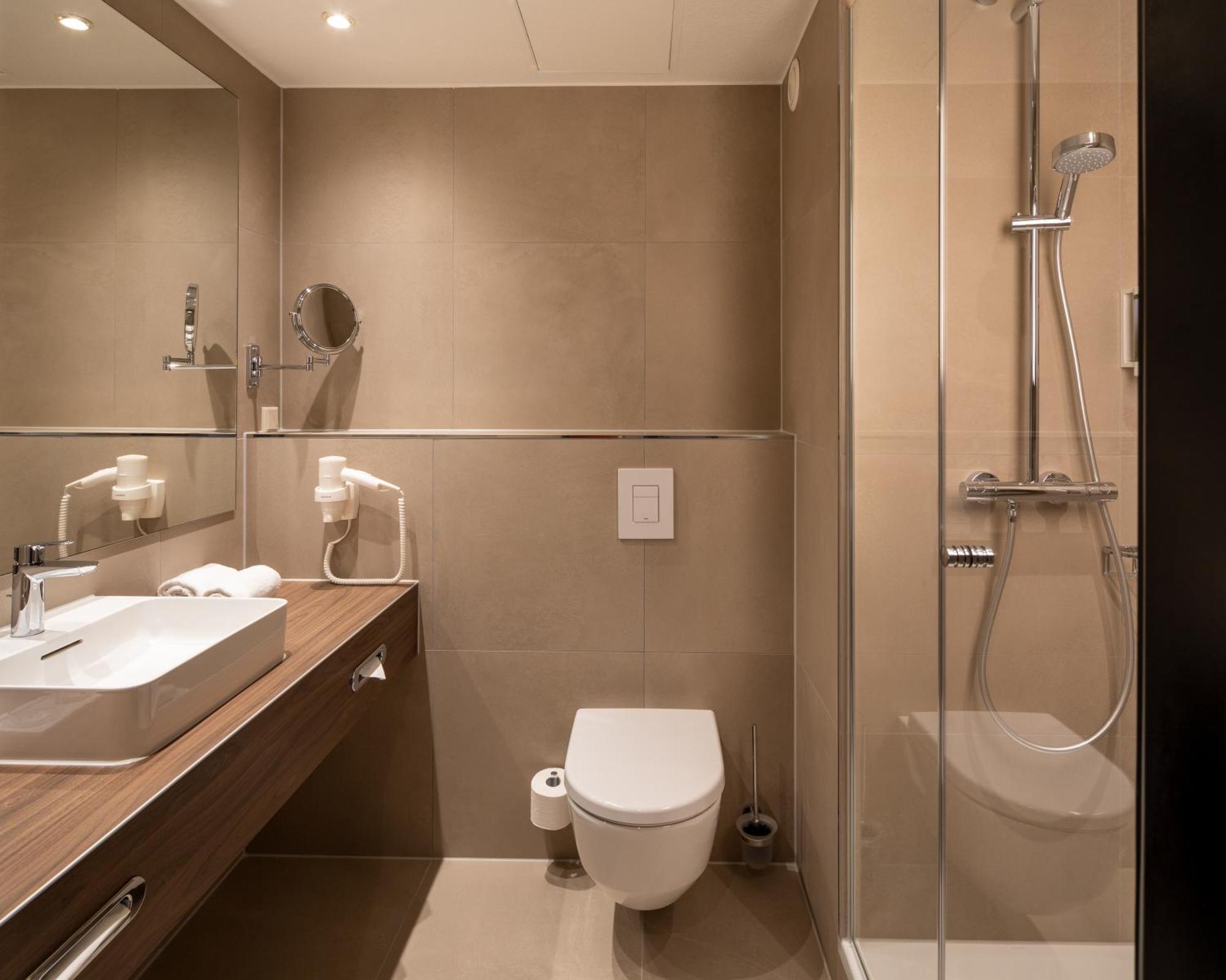 H+ Hotel Hannover Bagian luar foto