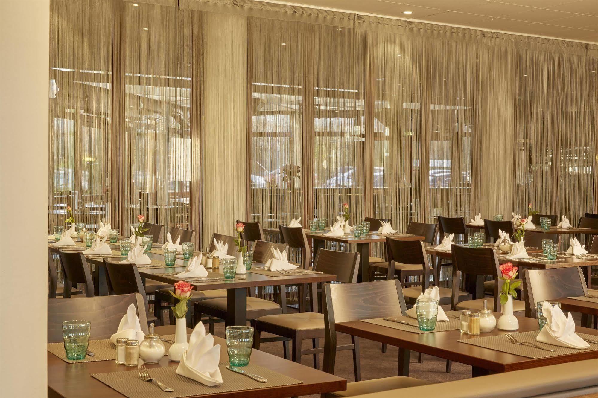 H+ Hotel Hannover Bagian luar foto