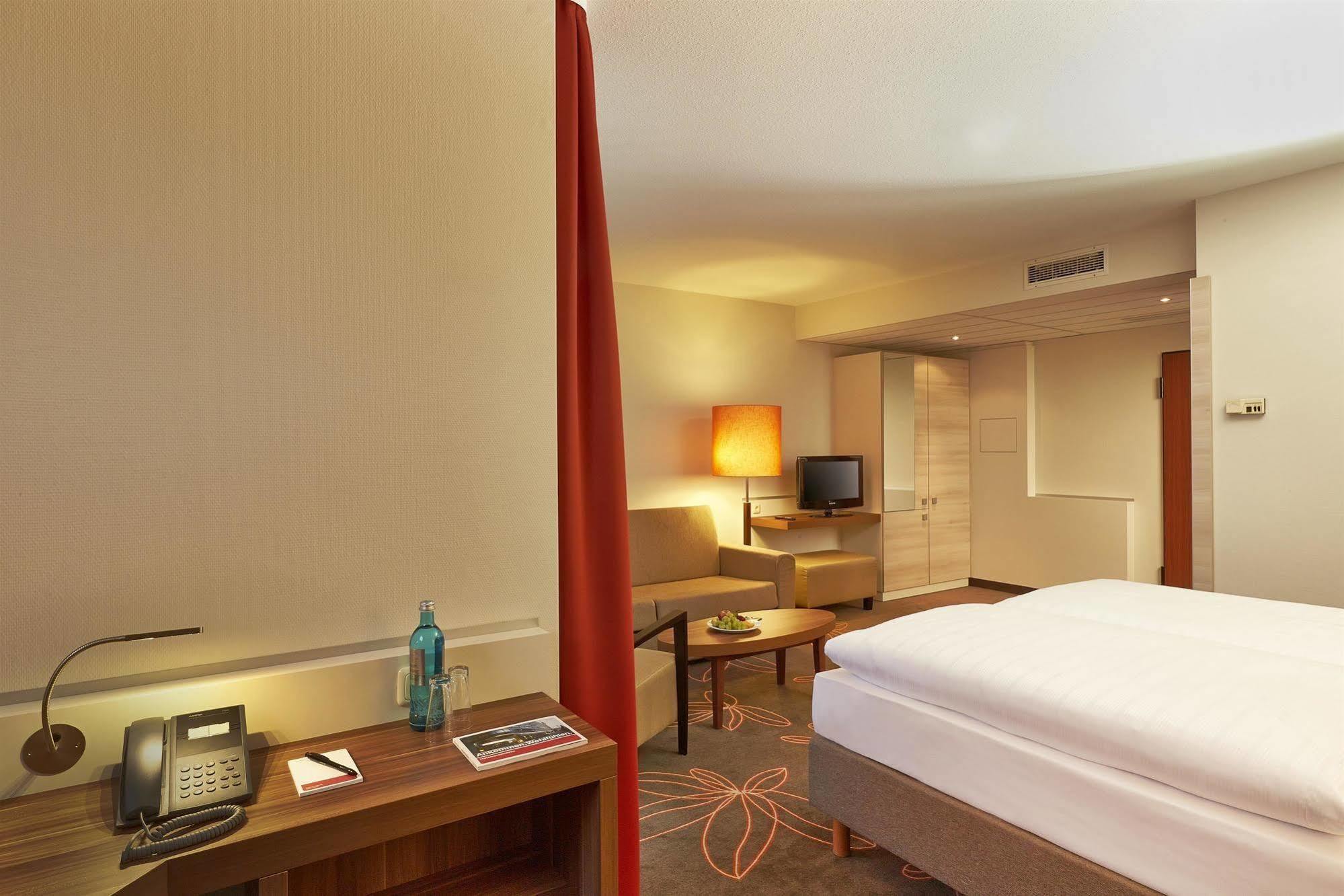 H+ Hotel Hannover Bagian luar foto