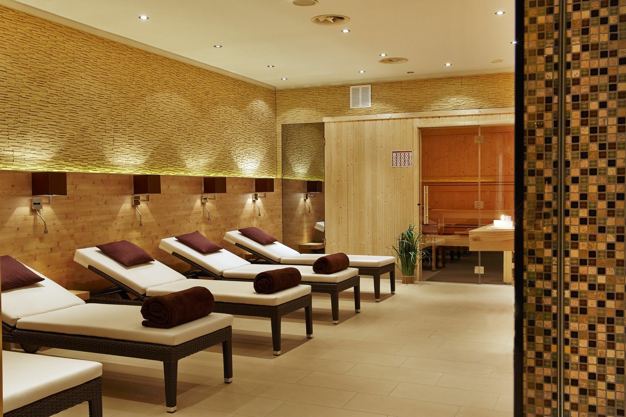 H+ Hotel Hannover Bagian luar foto