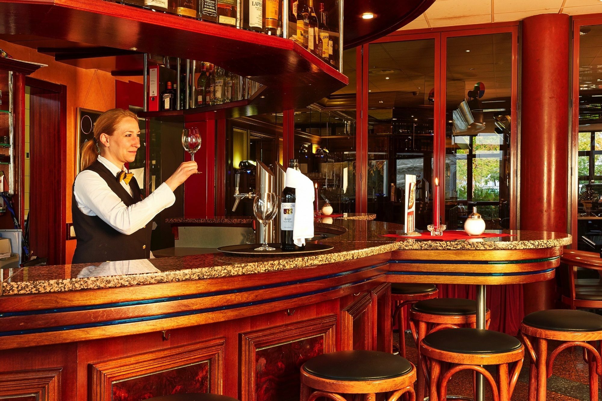 H+ Hotel Hannover Bagian luar foto