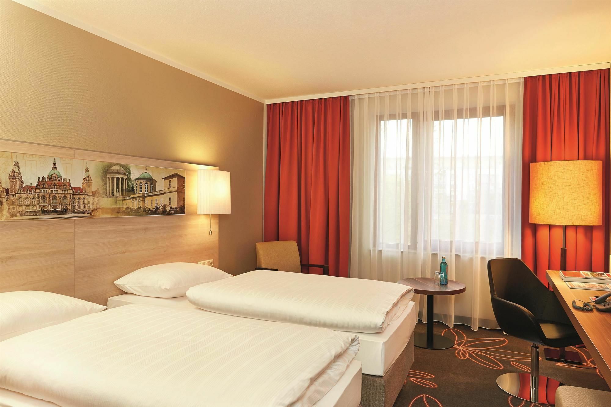 H+ Hotel Hannover Bagian luar foto