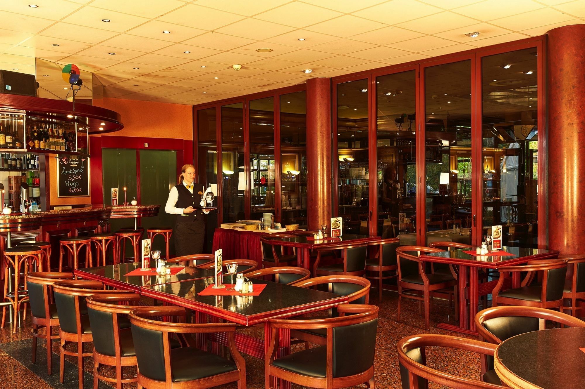 H+ Hotel Hannover Bagian luar foto